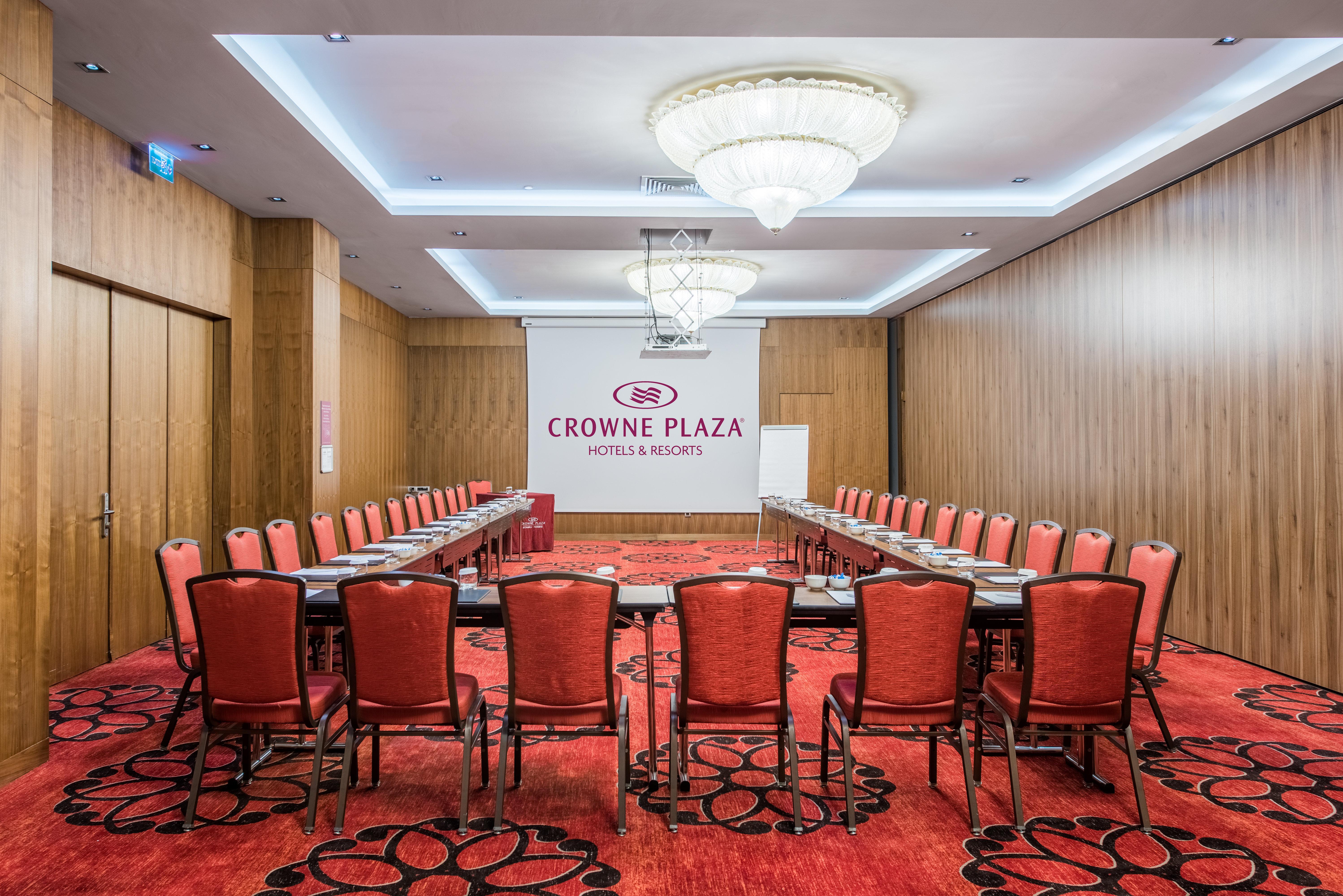 Hotel Crowne Plaza Istanbul Harbiye By Ihg Extérieur photo Meeting room