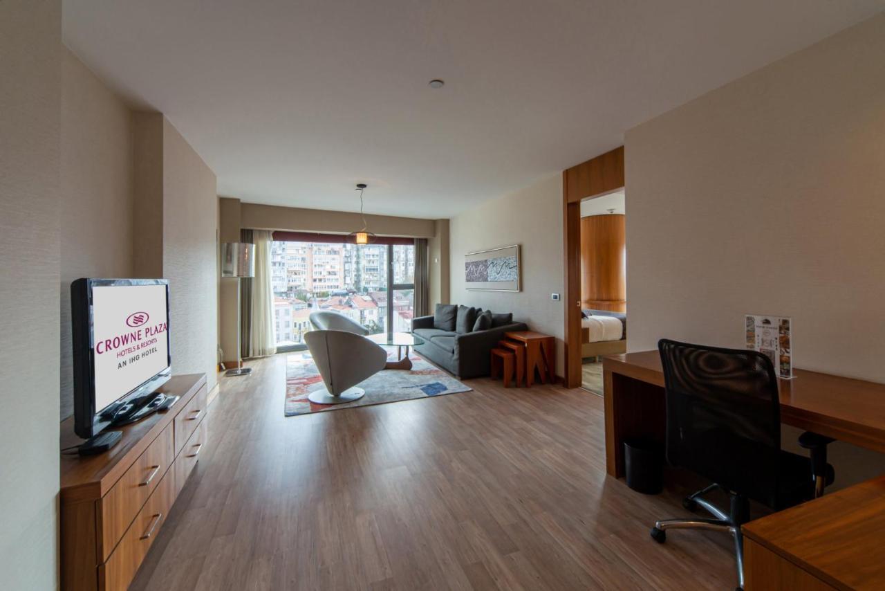 Hotel Crowne Plaza Istanbul Harbiye By Ihg Extérieur photo A typical apartment